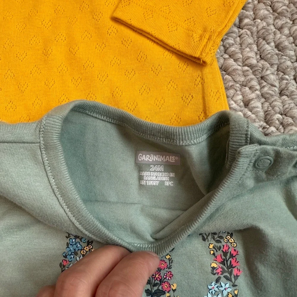 Carter's Size 24 Months Baby Girl Long Sleeve Bodysuits‎ 4 Pack